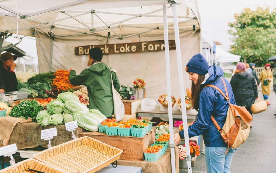 How Shopping at Farmers’ Markets Can Protect Your Health and the Environment